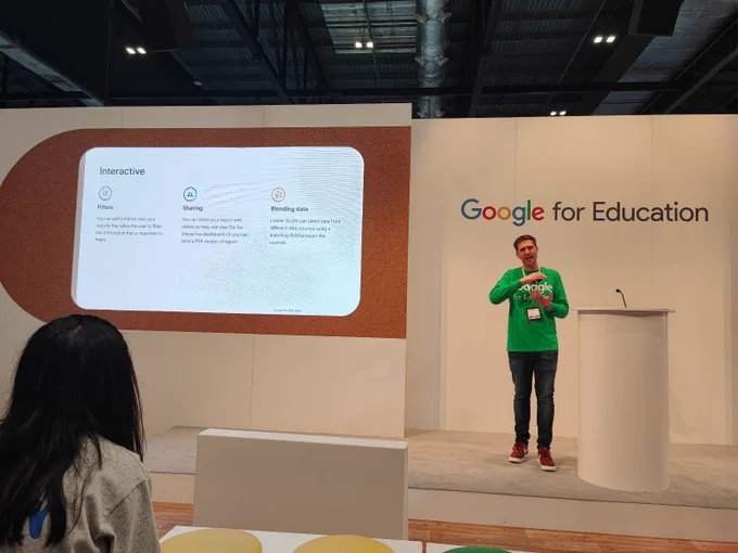 Talking at the Google teaching theatre about Looker Studio 