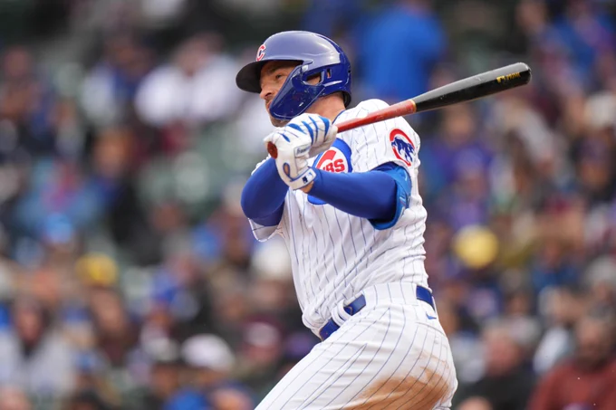 Trey Mancini gets his first hit as a Cub.