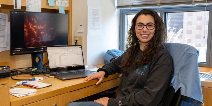 Venecia Valdez, a fifth-year graduate student in the Petry lab in the Department of Molecular Biology of Princeton University.