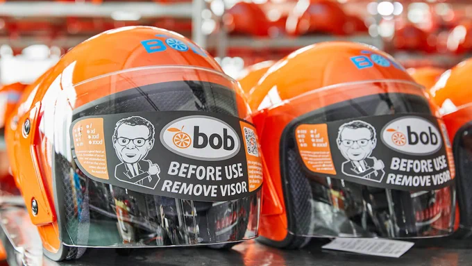 bob eco bobeco bobsolar bobx bob ultee bobcoin bobc bobmoblle helmet motorcycle africa elektric motorcycle africa.png (1)