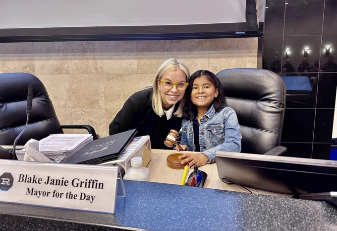 Mayor Schieve with 6 year old Blake Griffin