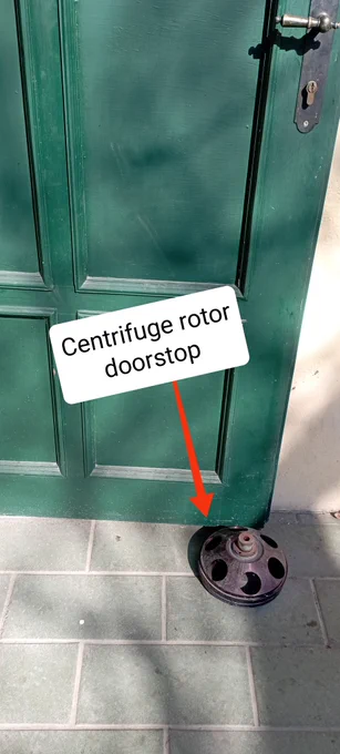Centrifuge rotor doorstop