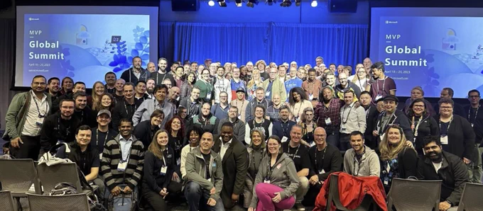 Group photo at Microsoft MVP Summit