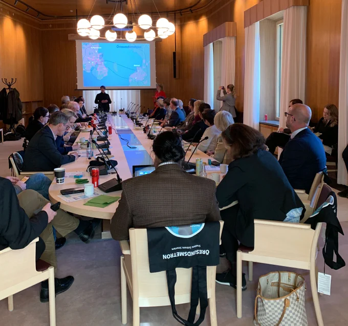 Möte i riksdagen om Öresundsmetron.