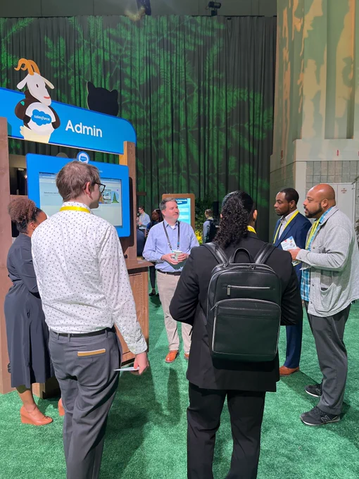 A crowd gathered around the admin demo booth at Salesforce World Tour D.C. 