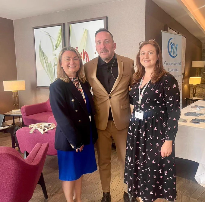 Una Young (Select Hotels) & Dawn McDermott (Bridge House Hotel) with Shane Coleman (Newstalk) 