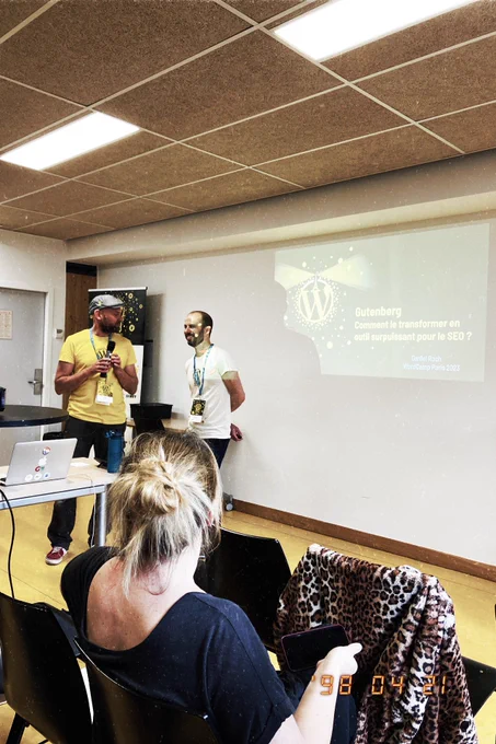 Début de la conférence de Damien Roche sur le seo et Gutenberg