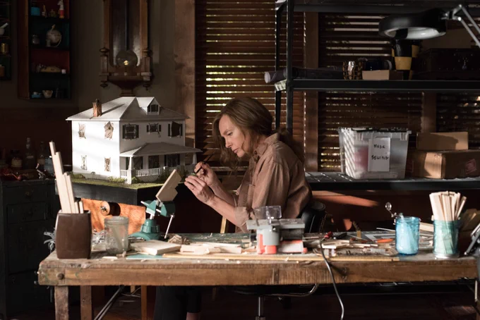 Annie's dollhouse in Hereditary