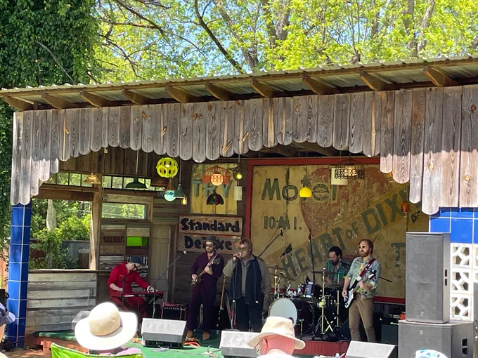 Stage view of Billy Allen and the Pollies. Cut off Ben Tanner.
