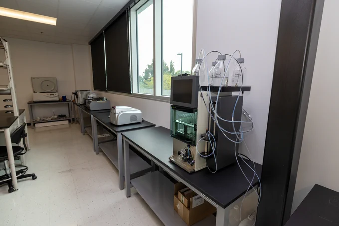 Equipment inside the Rongxiang Xu Bioscience Innovation Center