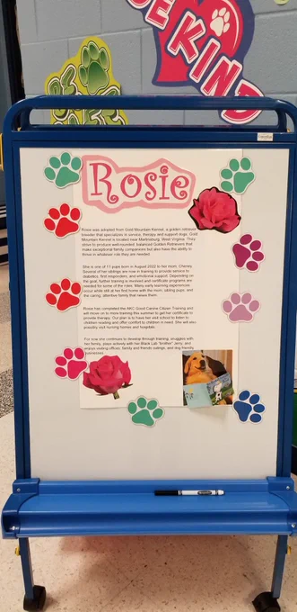 Sign for therapy dog 