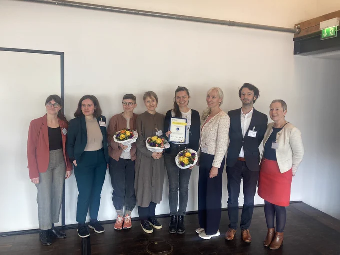 Foto der Gewinnerinnen.