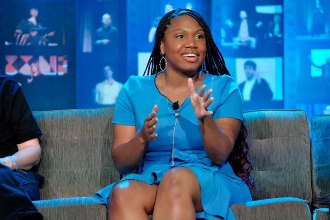 Malaika Carpenter on the Confab stage.