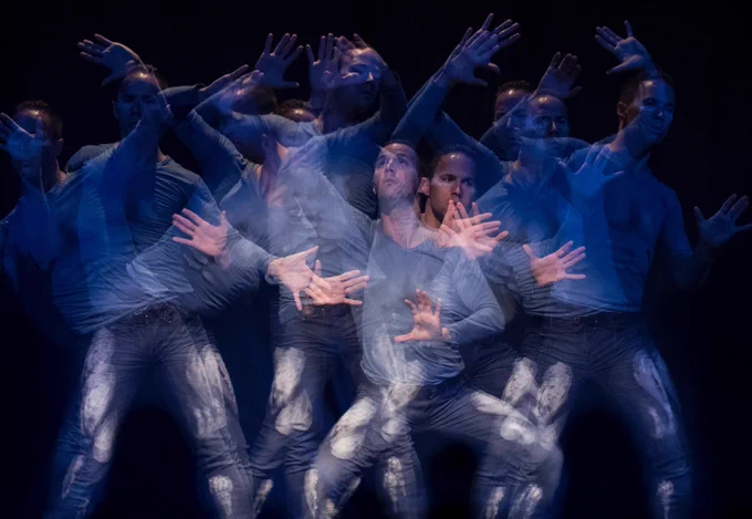 mime wall physical illusion