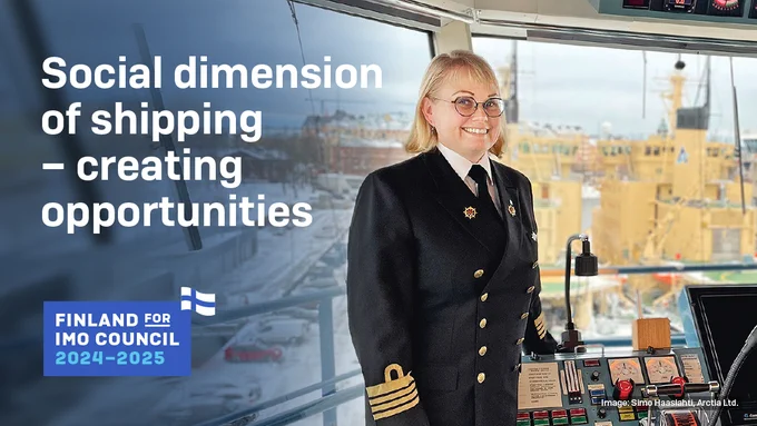 Social dimension of shipping