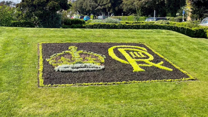 An image of the Coronation bedding display at the Leas in Folkestone
