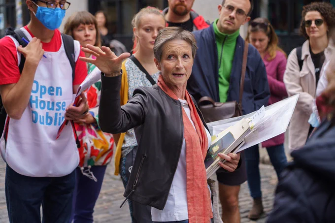 Temple Bar Walking Tour with Valerie Mulvin. Photo by Barry Cronin © Courtesy of the Irish Architecture Foundation.