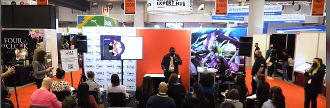 Jury panel pitch competition on the trade show floor at SIAL