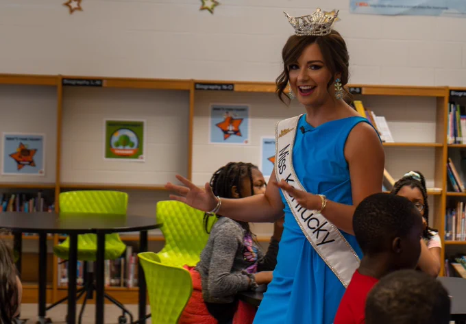 Miss Kentucky smiles.
