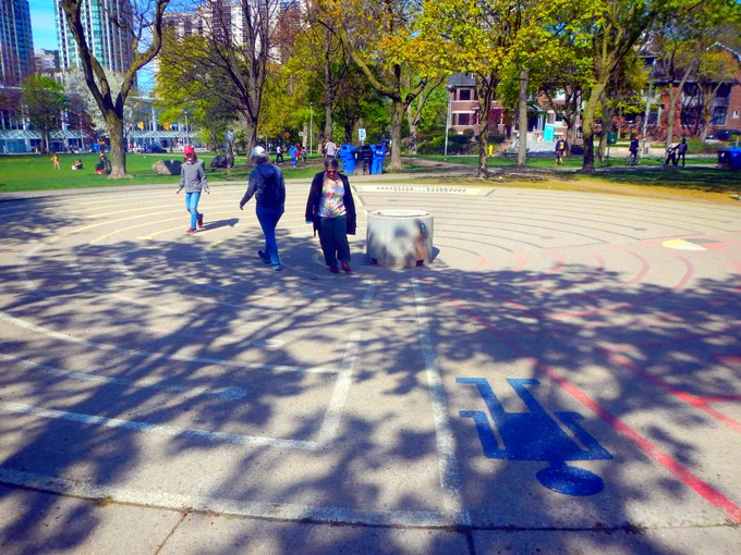 World Labyrinth Day - Medicine Walk @JanesWalkTO

https://JanesWalkFestivalTO.com/items/worldlabtems/worldlabyrinthdaymedicinewalk

Saturday May 6 2023

4:15 p.m.

Dish With One Spoon / Man In The Maze / Medicine Wheel Labyrinth

Wells Hill Park, Toronto