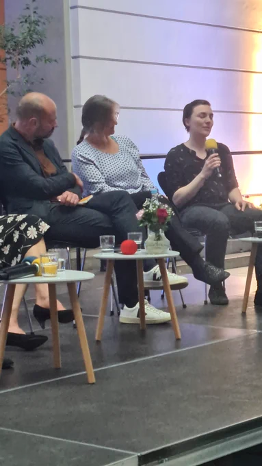 Lena Theiler im Rahmen der Podiumsdiskussion auf der Gründungsveranstaltung der Fachgesellschaft für Transdisziplinäre und Partizipative Forschung #FGTPF