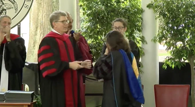 Prof. Sharon Green receiving the Hunter-Hamilton Love of Teaching Award.