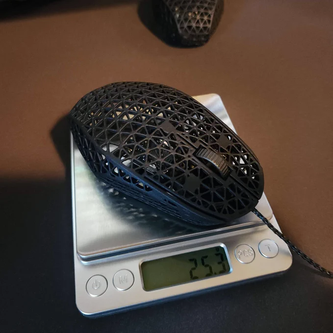 Gilmore Designs Gilmouse 25g lightweight performance gaming mouse