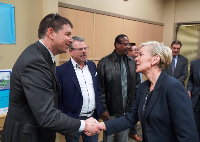 Secretary Granholm participates in an event at the Minnesota Clean Cities coalition in Minneapolis, MN to highlight new announcements coming out of the DOE Office of Energy Efficiency and Renewable Energy Vehicle Technologies Office.