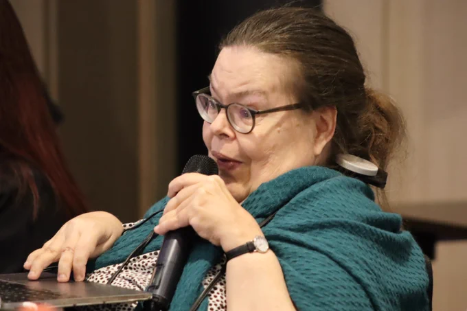 Photo of Pirkko Mahlamaki presenting