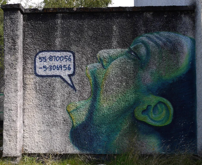 System-Juice 126, graffiti at Polphail Village ©️ Alex Hale (CC BY-SA 4.0)