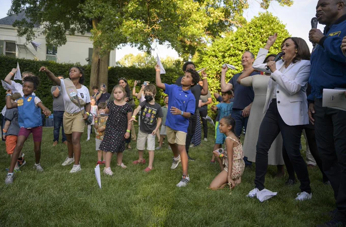 Vice President Kamala Harris counts down for children to throw their paper planes during hands-on STEM activities on the grounds of the Vice President's residence at the Naval Observatory, Friday, June 17, 2022, in Washington. The Vice President and Second Gentleman hosted an evening of NASA STEM activities at the Naval Observatory for military families and local STEM students and their families.  Photo Credit: (NASA/Bill Ingalls)