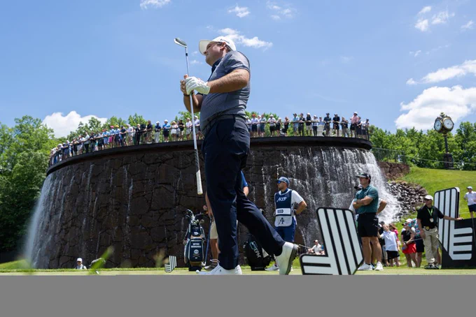 Patrick Reed LIV golf Washington DC tournament @grindworksusa iron