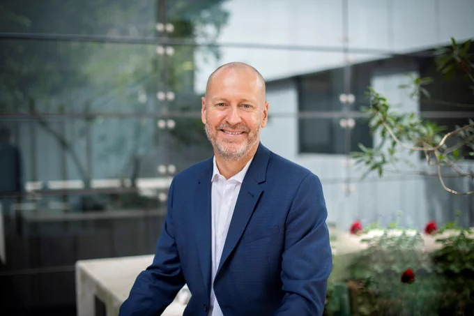 Professor Doug Hilton AO