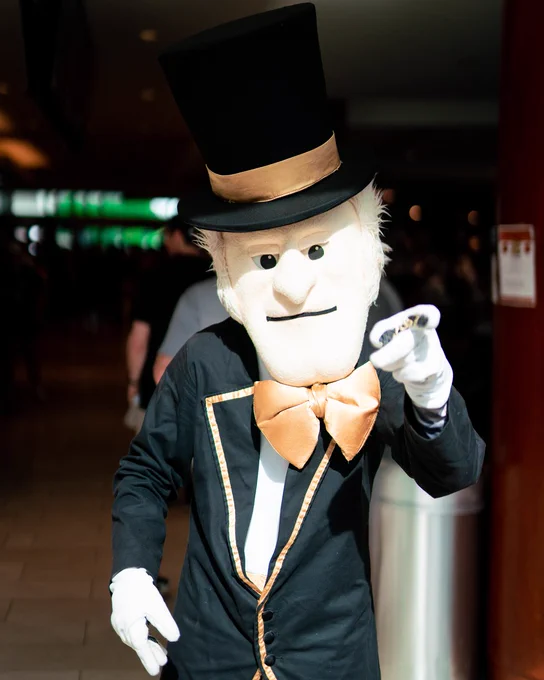 Demon Deacon mascot