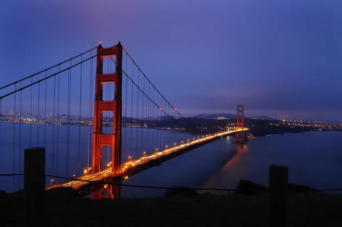 A photo of the San Francisco Bay at night