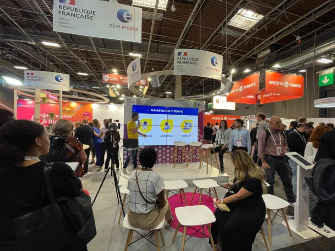 Pitch sur le stand de Pôle emploi : "BUGA Business Games, ou l’art de gamifier réunions, formations et team buildings"