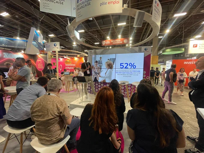 Pitch sur le stand de Pôle emploi : "Neobrain : une plateforme digitale basée sur l'IA pour aider les entreprises à allouer les bonnes compétences au bon endroit, au bon moment !"