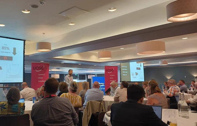 Rob MacEachern from PureStorage presenting at UCISA SUG23