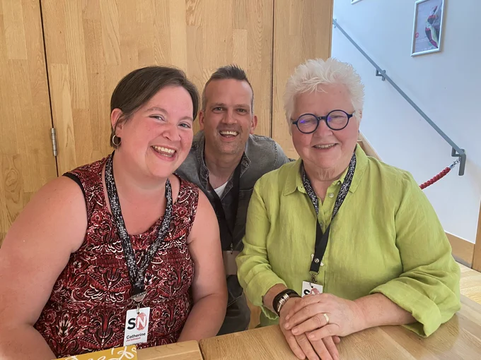 Wir Catherine, that Orcadian bloke and bestselling crime author Val McDermid.