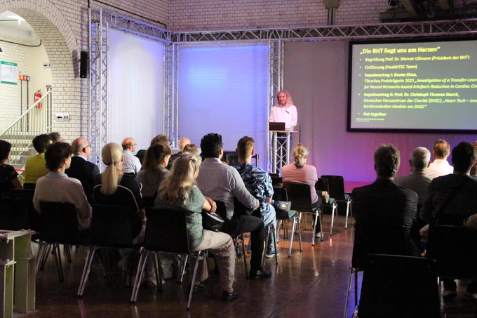 HealthTEC: Technik trifft Medizin
Bild: Christina Przesdzing