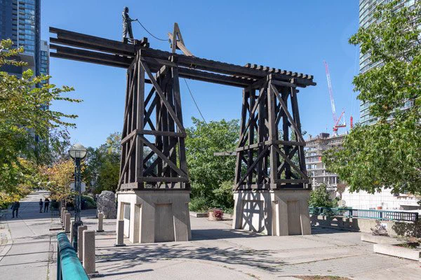 A photo of the Memorial to Commemorate the Chinese Railway Workers of Canada located at Blue Jays Way & Navy Wharf Court.