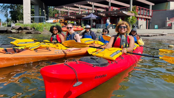 WELS students getting ready to set out to kayak