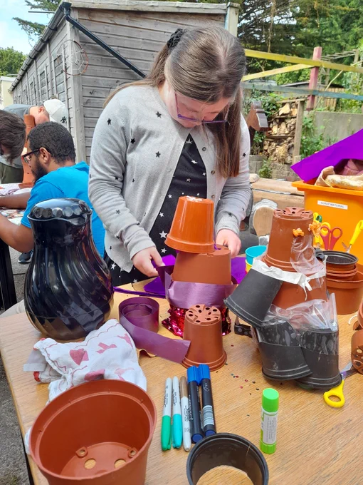 Lizzie makes a plantpot gnome
