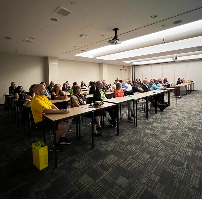Faculty members of the St. Clair College attends the “Using Artificial Intelligence (AI) Effectively in College Courses. “
