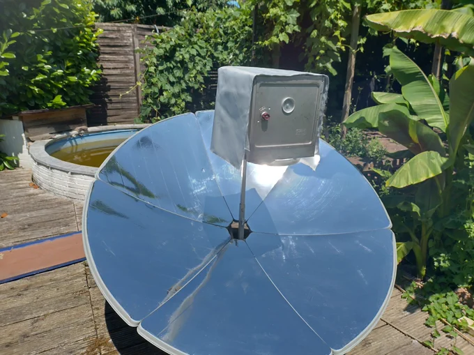 Solarkocher mit Campingofen