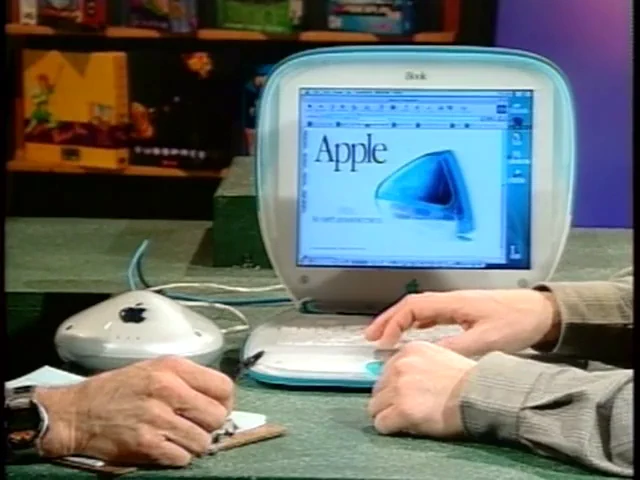 Approximate Frame #578 from The Computer Chronicles - Home Networking 2000-ZnWBjO7Upy8