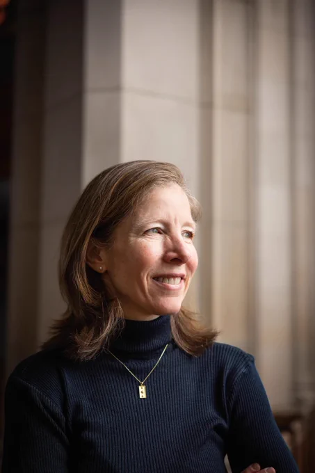 Headshot of Lee-Ellen Strawn in the NMH chapel