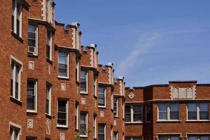 A courtyard apartment building in Chicago.