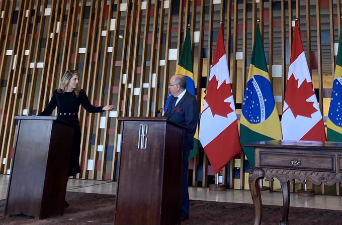Minister Mélanie Joly and her Brazilian counterpart Mauro Vieira. 
