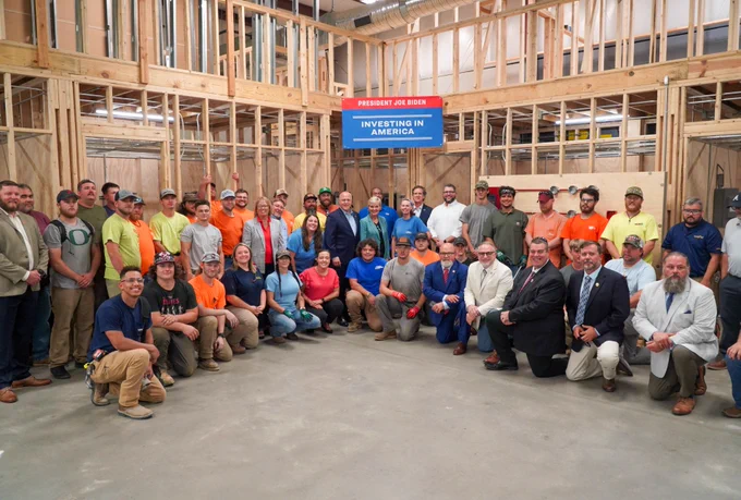 Secretary Granholm and Mitch Landrieu, Senior Advisor to the President, meet with union members at IBEW 175 in Chattanooga, TN to highlight how President Biden's Investing in America agenda is advancing skilled labor training and increasing opportunities for good-paying union jobs.